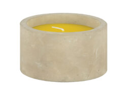 Svíčka citronela - Betonový svícen s voskem a knotem. Kruhový. V barevném zpracování krémové béžové. Vůně vosku - citronela. Rozměr v cm (ŠxHxV): 8,5x8,5x6,7. Obsah: neuvádí se. Materiál: vosk, citronella, beton.