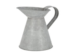 Džbán, zinek - Zinkový džbán s úchopem. V šedém barevném zpracování s patinou. Rozměr v cm (ŠxHxV): 19,3x12,4x20. Obsah: 1,11 L. Materiál: zinek s patinou.