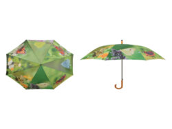 Deštník s motýly - Polyesterový deštník. S kovovou rukojetí opatřenou dřevěným úchopem. V barevném zpracování s potiskem růzých druhů motýlů. Rozměr v cm (ŠxHxV): 120x120x95. Obsah: neuvádí se. Materiál: polyester, kov, dřevo.